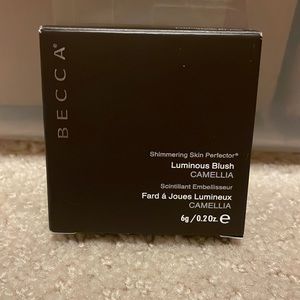 Becca Luminous Blush in Camellia